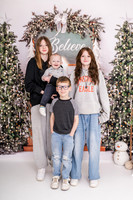 chelsey christmas mini 2024