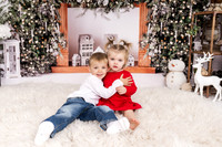 katie & Whitney christmas mini 2024